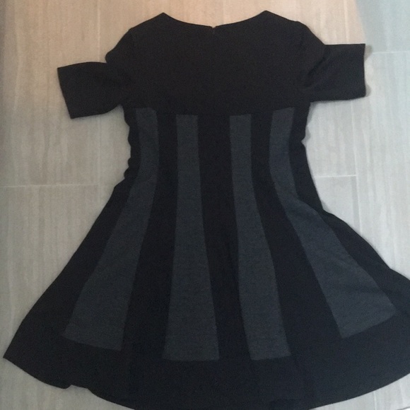 black and gray Jessica Howard dress- size 14p - Picture 4 of 4